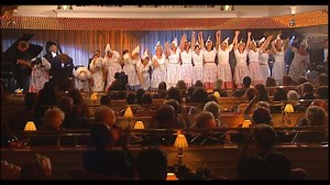 Everything is beautiful from costumes to traditional shoes, even music. It is the wonderful performances I've ever seen. Come and enjoy a part of this. 😘😘 🎥 Clog Dance #lovethenetherlands #1sttheworld | Love The Netherlands
