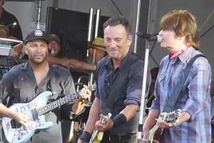 Bruce Springsteen and John Fogerty Duet