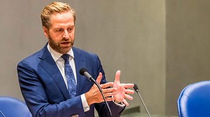 Video | LIVE: Tweede Kamer debatteert over coronamaatregelen