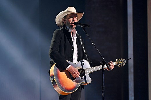 What Toby Keith's Devastating Song "Don't Let the Old Man In" Is Really About