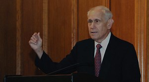 CLCV 205 - Lecture 1 - Introduction | Open Yale Courses