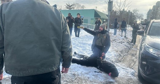 Video shows chaotic scene during ICE operation in south Minneapolis