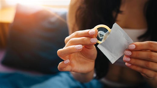 Een condoom tover je zo om in een beflapje, maar waarvoor gebruik je dat? En hoe?