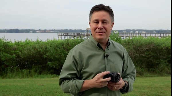 Sony a5100 16-50mm Interchangeable Lens Camera with 3-Inch Flip Up LCD (Black)