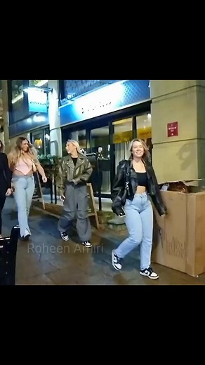 Funniest Pennywise Scare Prank Ever 😂 #prank #fuuny #funnyshit #funnypost #funniest #funniestshitever #funnyvideo #funnymeme #funnyposts #funniestmemes #funnyvids #funnyvideos #funnypranks #bestprank #bestpranks #best #pranked #lol #laugh #bushmanprank #bushman #funnybushman #facebookreels #reelsvideo #reelsfb #reelsviral #pennywise #scare #scary | Pranks