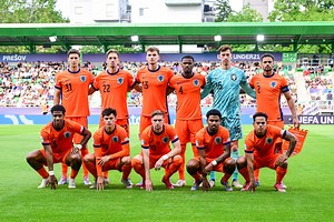 Op welke zender kijk je Jong Oranje - Jong Portugal live? | Soccernews.nl