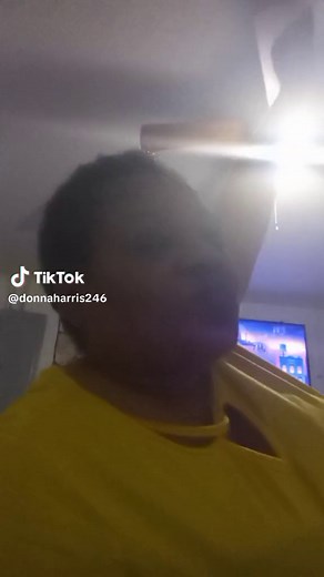 I just want nothing but textin (@donnaharris246)’s videos with original sound - I just want nothing but textin