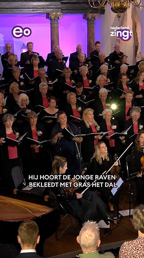 ❤️ Ja, overal is God! 🔗 Heb jij de Youtube special uit Scheveningen al gezien? Tijdens een feestelijke avond in de Oude Kerk van Scheveningen vierde het Hervormd Kerkkoor ‘Scheveningen’ zijn 95-jarig jubileum. Zing mee met prachtige liederen! | Nederland Zingt (EO)
