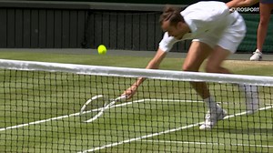 Wimbledon | Ontsnapt Daniil Medvedev aan diskwalificatie? - laat zich gaan na dropshot Alcaraz