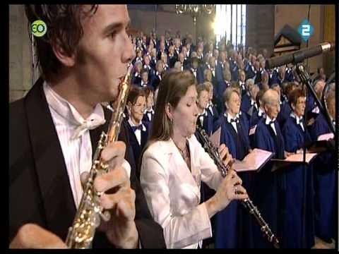 Koorzang: 1.Er is een God die hoort. 2.Lichtstad met uw paarlen poorten. 3.O Heer Jezus kom