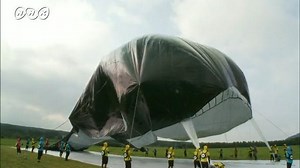 空飛ぶクジラ－ダイジェスト／大科学実験 | NHK for School