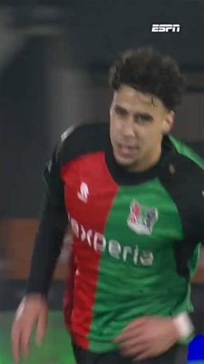 Sami Ouaissa met een heerlijke krul 💫