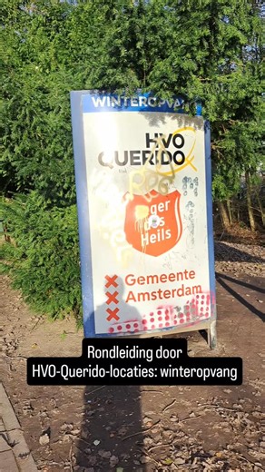 Hoe ziet de #winteropvang er vanbinnen uit? Dat laten we in deze #HVOQueriTour zien van locatie Transformatorweg 6. Deze rondleiding vond nog voor de Winterkouderegeling plaats, toen alles net was opgeruimd en schoongemaakt. Wist je dat wethouder Rutger Groot Wassink regelmatig langskomt? Afgelopen maandag was hij nog op locatie voor een productieve vergadering met de collega's van de winteropvang en met onze bestuurder Annemiek. Wat ooit een jongerengevangenis was, is inmiddels een nachtopvang 