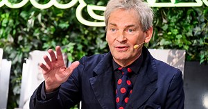 Nerveuze Matthijs van Nieuwkerk krijgt warm onthaal van publiek, evenement krijgt vervolg