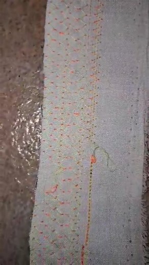 Hier is Johnathan, wat by my die tegnikus-kursus gedoen het, se video aan my vanmore nadat hy gister gesukkel het met 'n Empisal wat bly gare sluk, selfs na sy diens. Hy het my raad gevra en die foute opgespoor. Ek het vir hom gesê om die masjien baie behoorlik te toets en letterlik TE PROBEER dat hy weer gare sluk (ek noem dit SABS-toetse) en dis waarom hy die spanning aspris slap gestel het op sekere plekke op toetslap # 2 en 3. Dis hoe die jongman werk na sy kursus by my. Sy nommer is 082 872