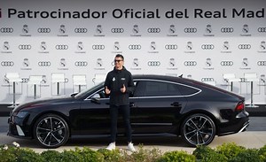 How many cars does Cristiano Ronaldo have?
