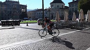 La scalata al Monte Bianco si fa in centro a Torino per Terra Madre