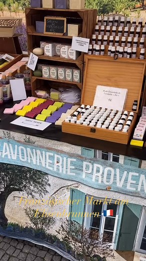 Bonjour Aachen! 🥐🇫🇷 Ab morgen, 15.11., könnt ihr euch wieder durch französische Spezialitäten schlemmen, täglich von 10 bis 18 Uhr direkt am Elisenbrunnen. Der Markt läuft bis Montag, 17.11., am Sonntag ist der Markt geschlossen. Holt euch ein Stückchen Frankreich nach Hause, Bon Appétit! 🩵 | Aachen Tourismus