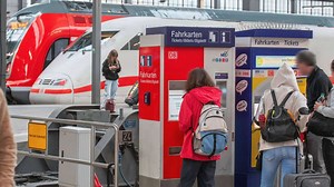 Statt 49 nur noch 29 Euro: Deutschlandticket wird für manche Personengruppen noch günstiger