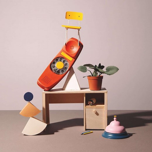 What is customer service? Key skills & examples