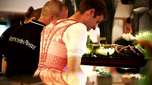 #footballmemories - Teil 4: WM 2014 🖤❤️💛 Das spektakuläre 7:1 im Halbfinale gegen Gastgeber Brasilien, das legendäre Eistonnen-Interview von Per Mertesacker und Mario Götzes Siegtreffer im Finale! 🏆 Alle Highlights sowie bisher unveröffentlichtes Bildmaterial der WM 2014! ➡️ http://dfb.social/footballmemories4 #DieMannschaft | DFB-Team