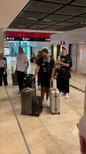 Back in Berlin! Willkommen zurück, ihr Weltmeister! 💛🏆💙 | ALBA BERLIN