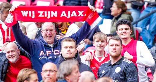 Ajax-fans Kale en Kokkie vertrekken bij AT5: "Voor ons heel raar"