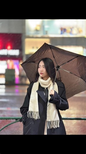 Next station is shibuya janai shinjukuda…😗 #neenbnk48 #bnk48 #ニーン #neen #私服 #フ#ファッション #shinjuku #ootd #outfitoftheday #black #white #fashion