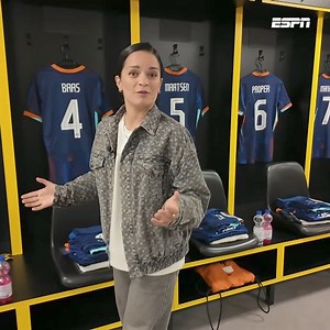 Jong Oranje speelt vanavond noodgedwongen in uitshirt tegen Jong Georgië 👀 🟠❌ 🔵✅ | ESPN NL