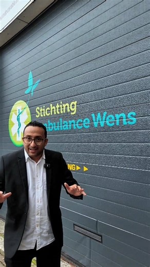 مؤسسة Ambulance Wens الهولندية تحقق أمنيات المرضى الذين يواجهون أمراضًا خطيرة أو لا يستطيعون الحركة. أعمالهم تذكّرنا أن الخير لا يحتاج مالًا… فقط قلبًا حيًا وروحًا طيبة ❤️ #هولندا #قصص_إنسانية #منظمات_إنسانية #AmbulanceWens #جمال_بن_خميس | Jamal جمال بن خميس