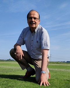 Sterspelers EK voetbal spelen op Zeeuws gras