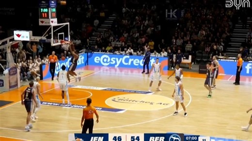 Alba Berlin feiert in Jena den ersten Saisonsieg – Die Highlights im Video