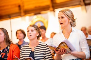 Waarom is Lichtstad met uw paarlen poorten populair?