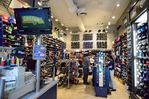 Customize hats, caps & team gear in New York at Lids