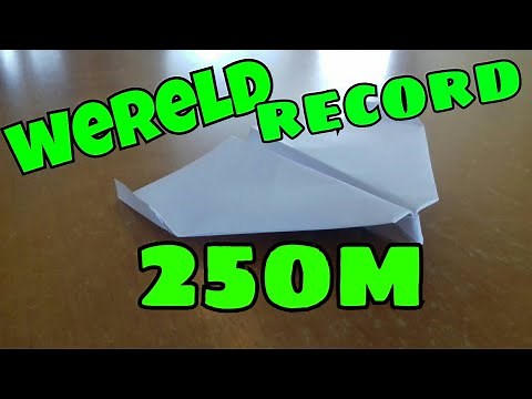 Het verst vliegende vliegtuigje ter wereld| wereldrecord| papieren vliegtuigjes vouwen #8