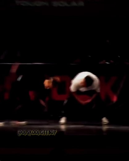 🔥#bboys #breakdance #battleoftheyear #breakdancing #backintheday #battle #breakin #culture #mortalcombat #2015 #japan #breakdancers #break #dance #throwback #oldskool #dayz #dancing #for #you #fypage #fyp