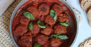 Polpette di lenticchie al sugo Ricetta | Cucina Botanica