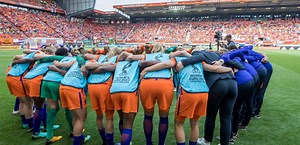 Waarom Nederland juist nu door moet pakken met het vrouwenvoetbal