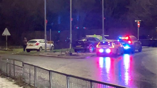 Be careful on the roundabout #Liverpool Road and #Knowsley Lane #Huyton, there has been a car accident 🚓 | Huyton Times