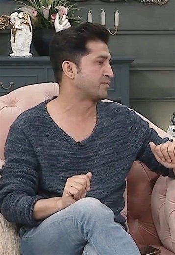 Moisture-Rich Therapy for Soft and Shiny Hair