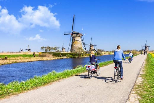 The Netherlands' 11 best cycling routes and locations  - Lonely Planet