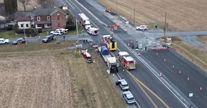 2 killed in crash between tractor-trailer, car in Upper Macungie