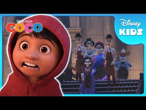 🌟 Miguel’s Race to Cross the Memory Bridge! | Coco | Disney Kids