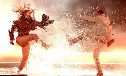 BET awards highlights: performers pay tribute to Prince – video