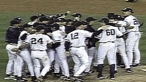 Yankees win 2001 ALCS