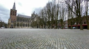 Stilte op straat en lege schappen: dit is dag 1 na de corona-maatregelen