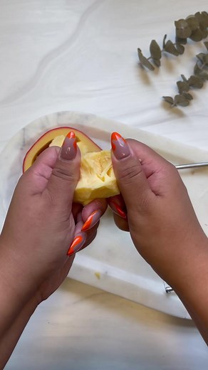 Cutting Gouda Cheese: A Comprehensive Guide
