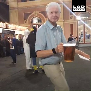 David Attenborough narrations improve everything in life 😂👏 Happy 93rd birthday to the legend 🥳 | LADbible