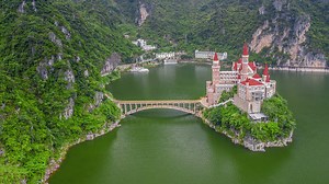 This Fairytale Castle Is Actually a Four-Star Hotel in China