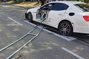 Eine Person verletzt: Maserati nach Unfall in Stuttgart beschlagnahmt